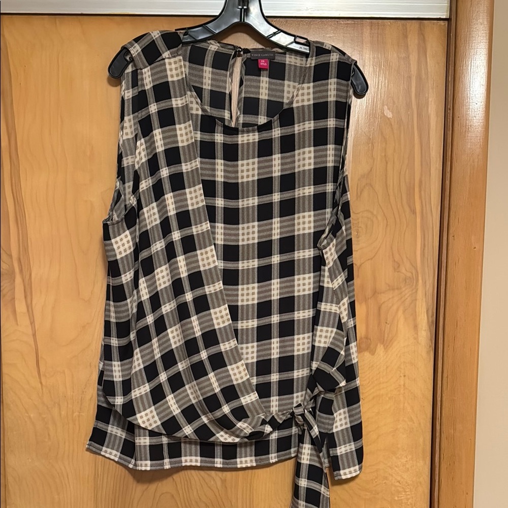 Vince Camuto XXL Plaid Sleeveless Wrap Top - Black and Cream